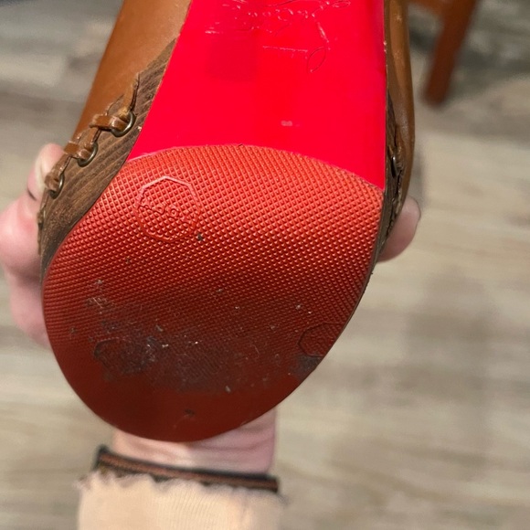 Heels - Picture 2 of 12